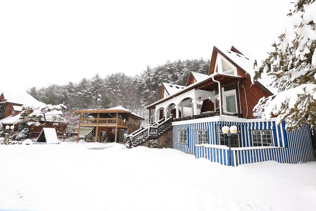 Bench House Villa Pyeongchang Exterior foto